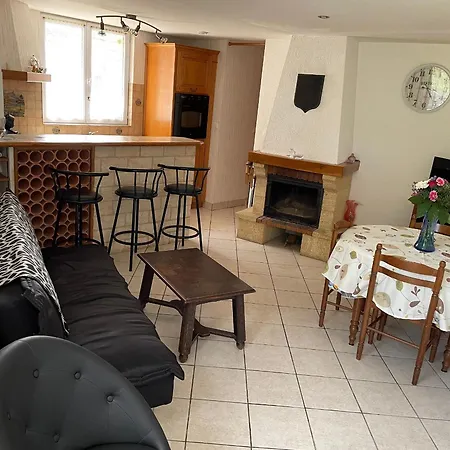 度假居 Chaleureux Avec Terrasse Pres De Nancy, Parking Prive, A Proximite De Festivals Et Nature - Fr-1-584-9 *