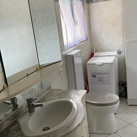 Chaleureux Avec Terrasse Pres De Nancy, Parking Prive, A Proximite De Festivals Et Nature - Fr-1-584-9